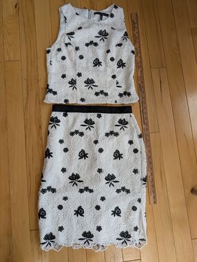 White House Black Market White Lace Dress Top with Black Floral Embroidery